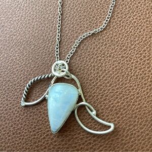 Elegant Silver Necklace with Opalescent Pendant